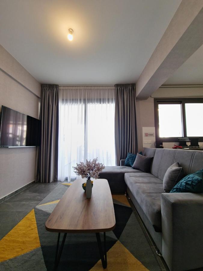Carisa Deluxe Apartment With Jacuzzi Lárnaca Exterior foto